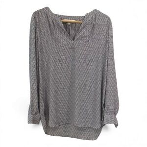 LOFT Blouse Long Sleeve Black and White Floral  Sz Small